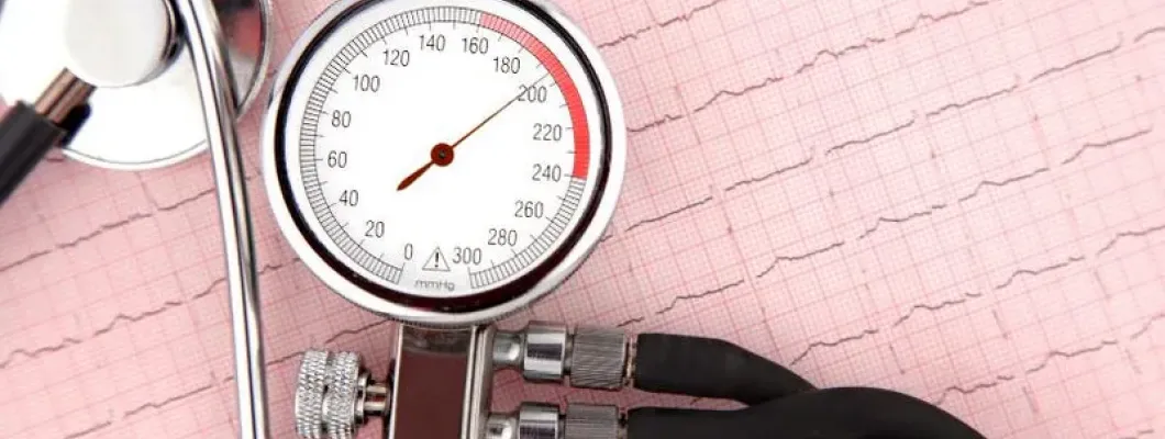În cât timp se obține controlul tensiunii arteriale?