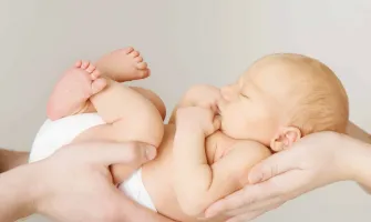 Cum avem grijă de pielea bebelușilor