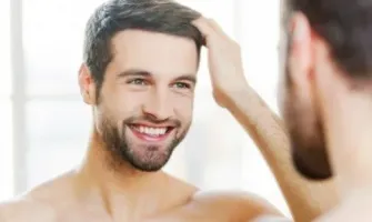 Tratament împotriva căderii părului pentru bărbați